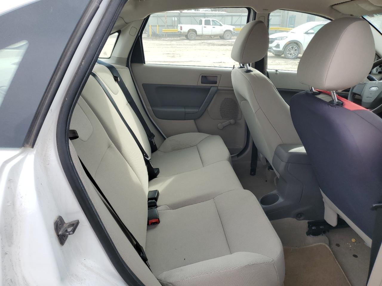 2008 Ford Focus - Image 10