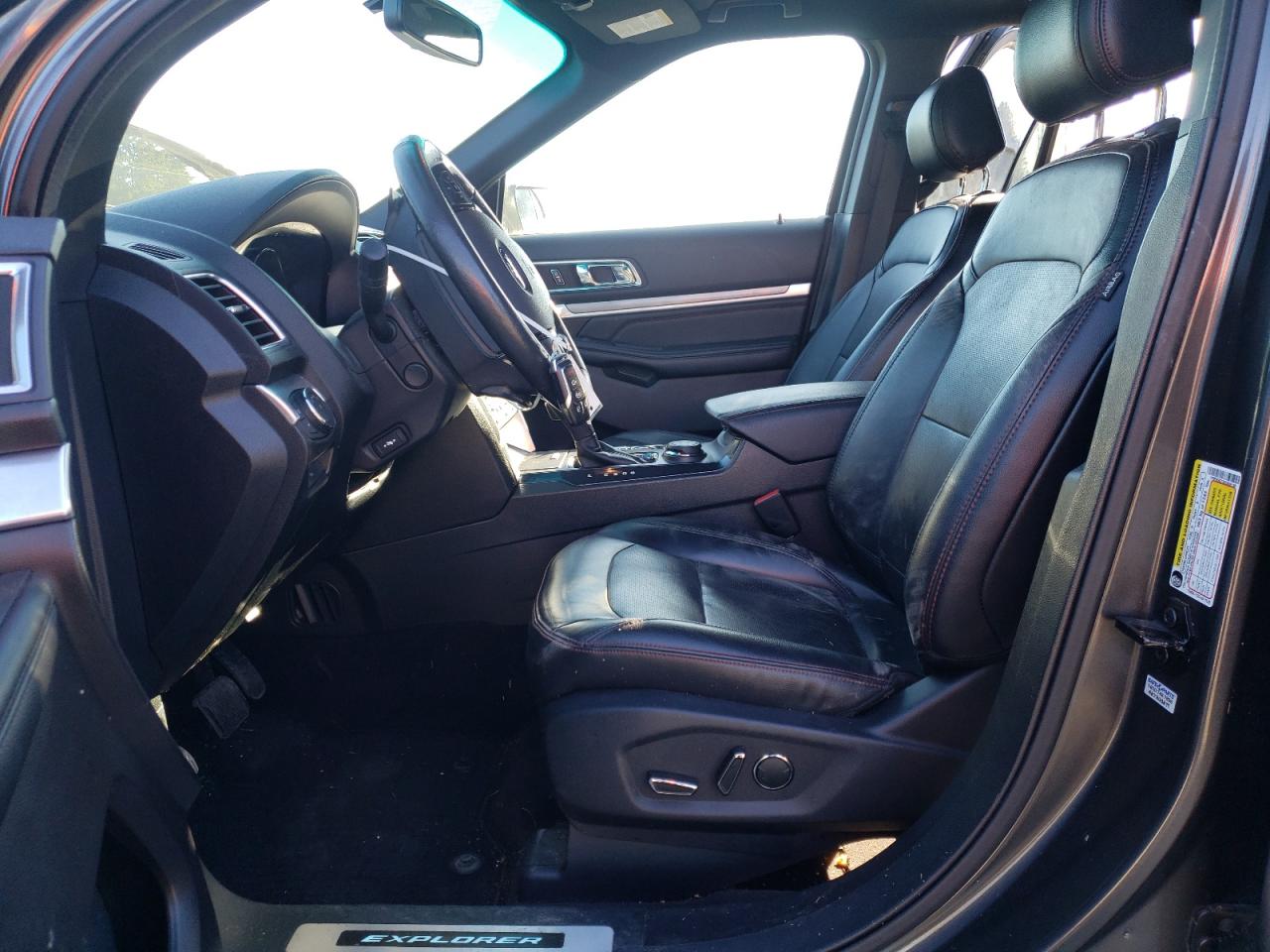 2016 Ford Explorer - Image 7