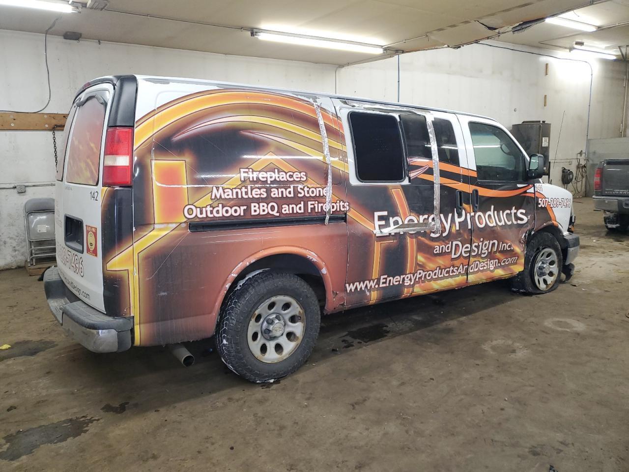 2012 Chevrolet Express - Image 3