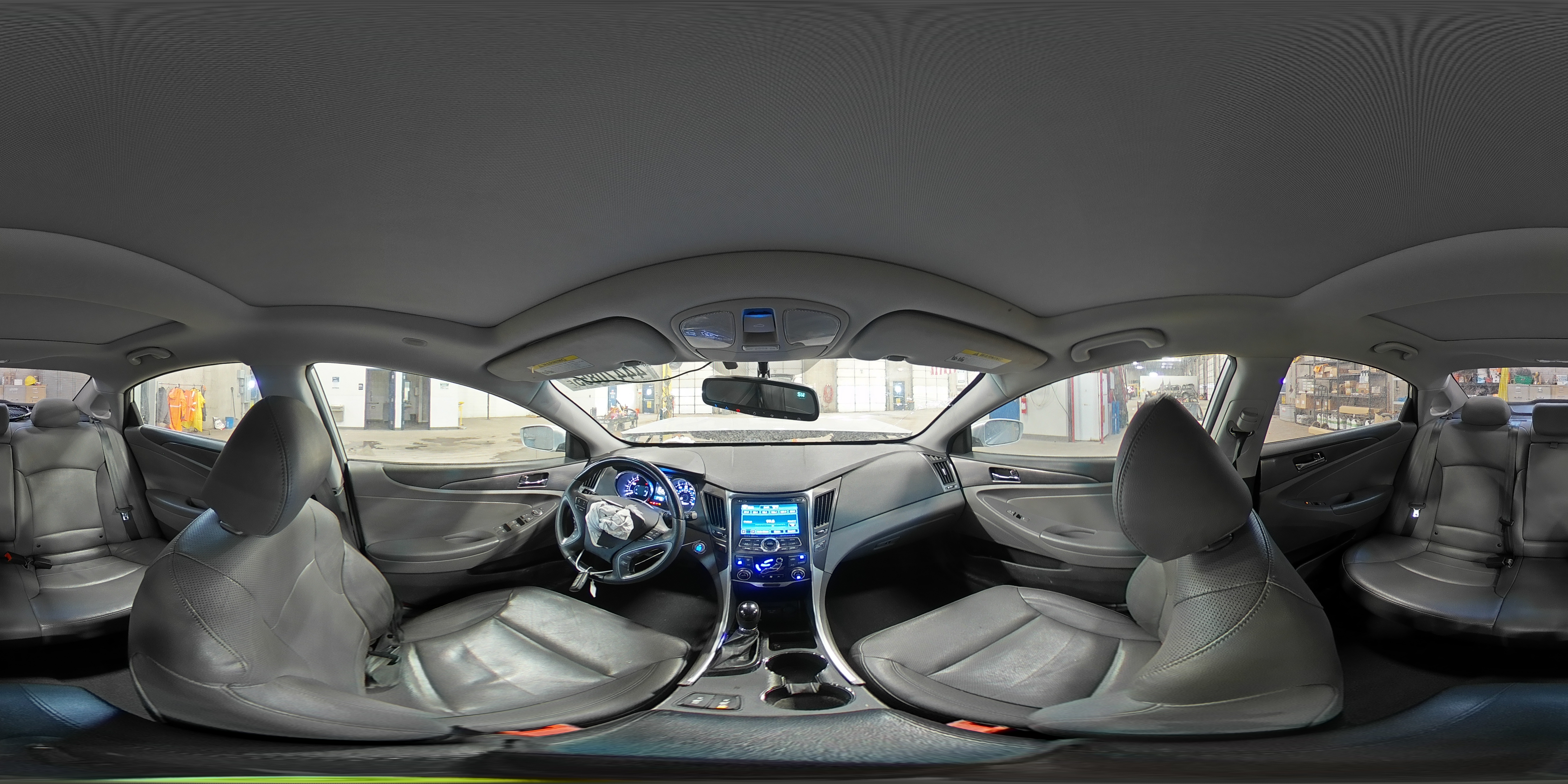 2012 Hyundai Sonata - Image 12