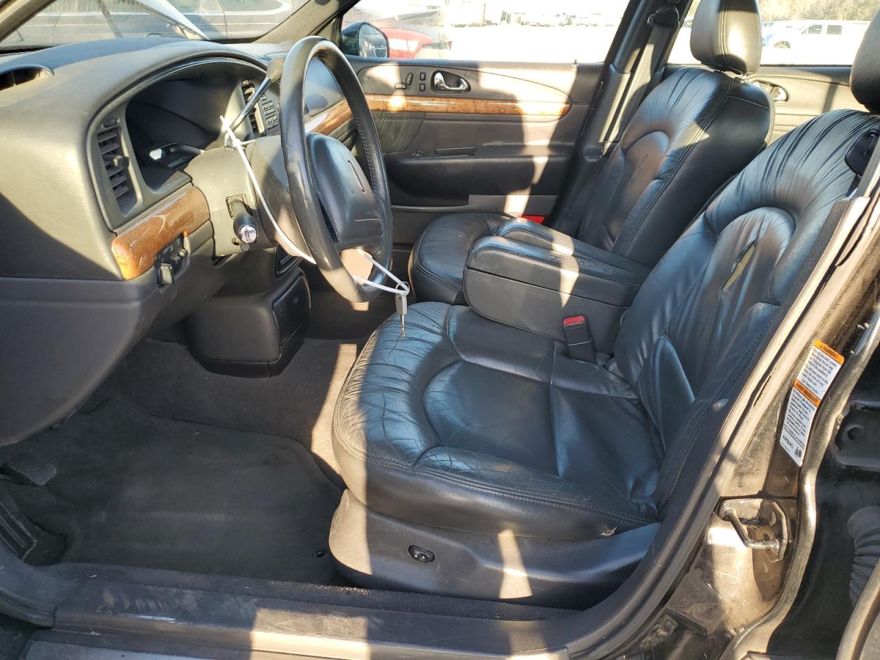 2001 Lincoln Continental - Image 7