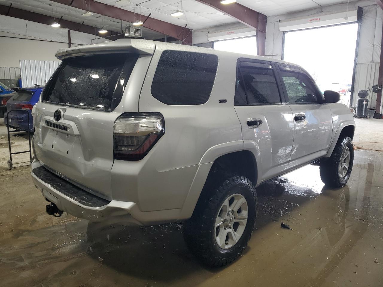 2014 Toyota 4Runner - Image 3