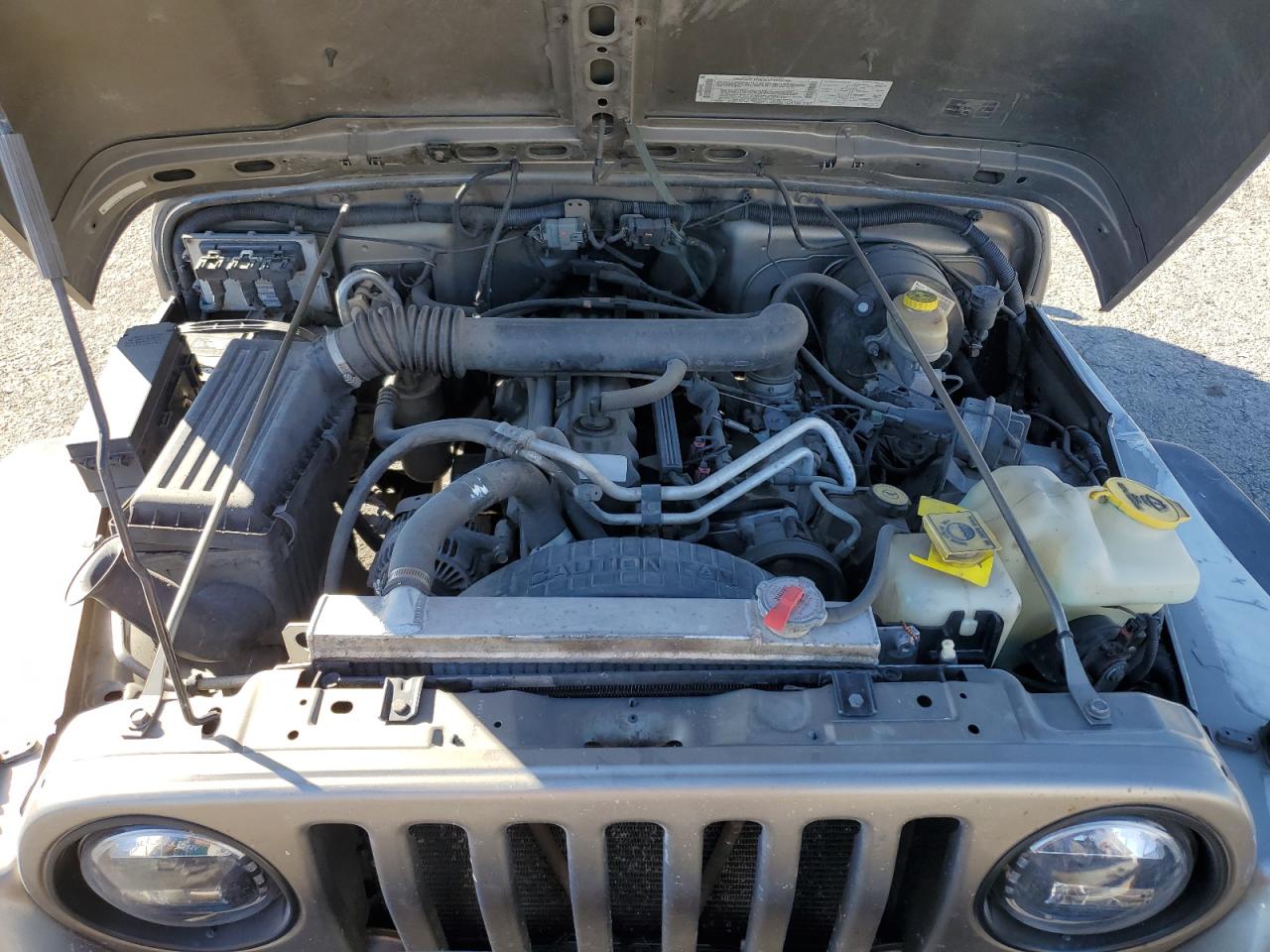 2003 Jeep Wrangler - Image 11