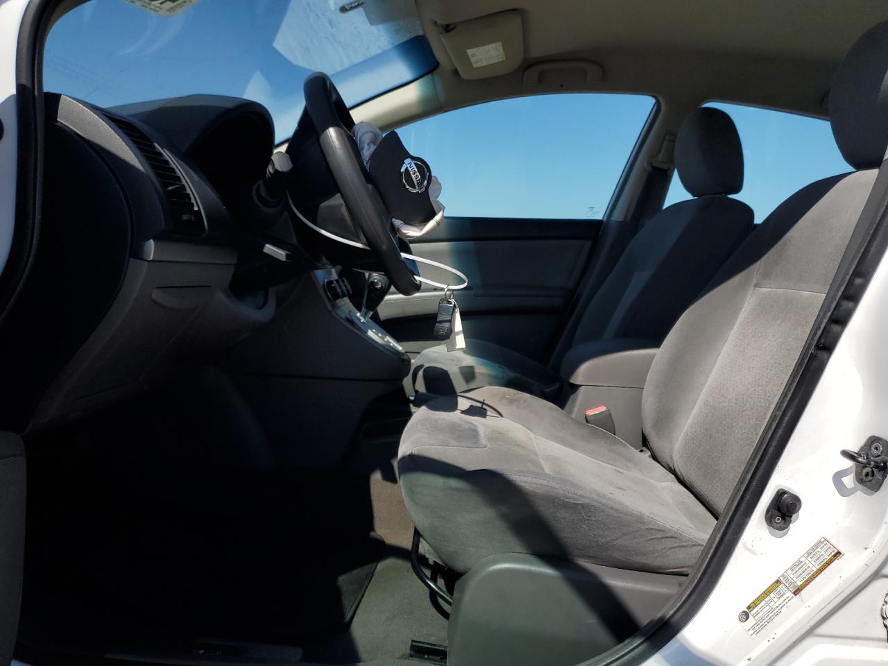 2009 Nissan Sentra - Image 7