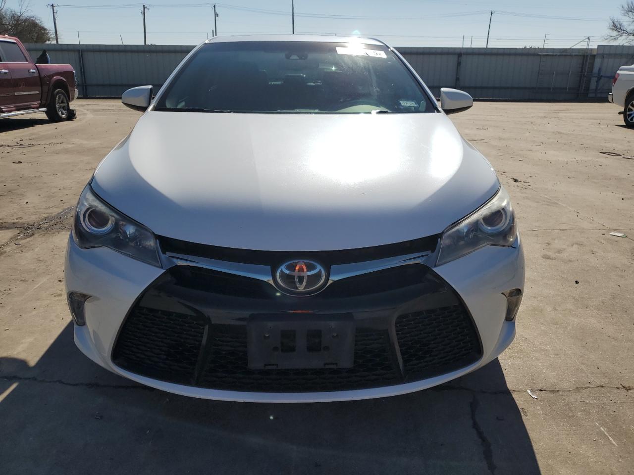 2017 Toyota Camry - Image 5