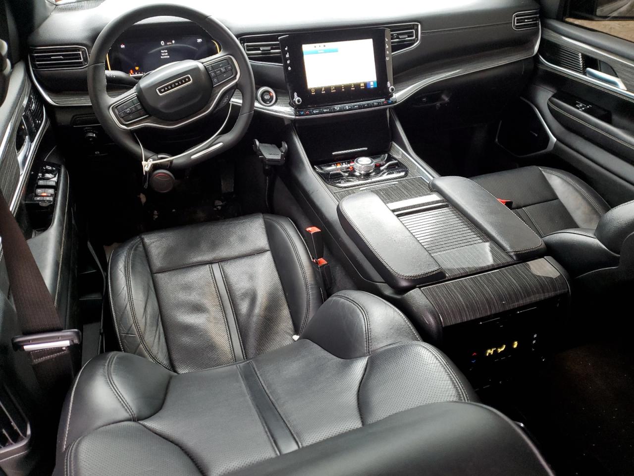 2022 Jeep Grand Wagoneer - Image 8