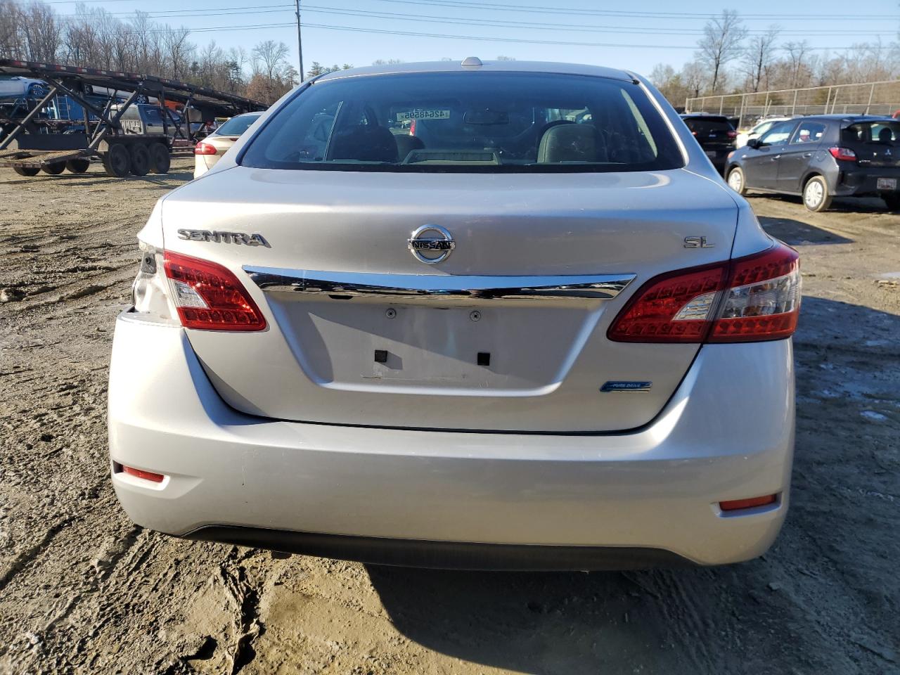2014 Nissan Sentra - Image 6