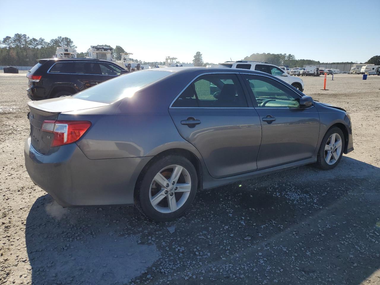 2014 Toyota Camry - Image 3