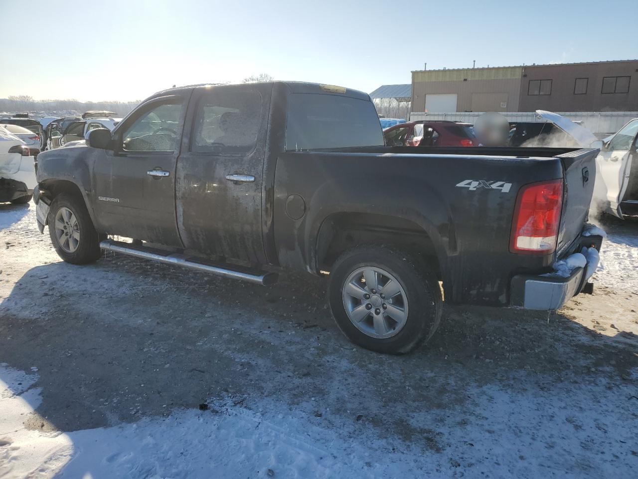 2011 GMC Sierra - Image 2