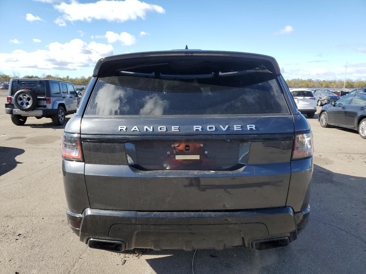 2020 Land Rover Range Rover - Image 6