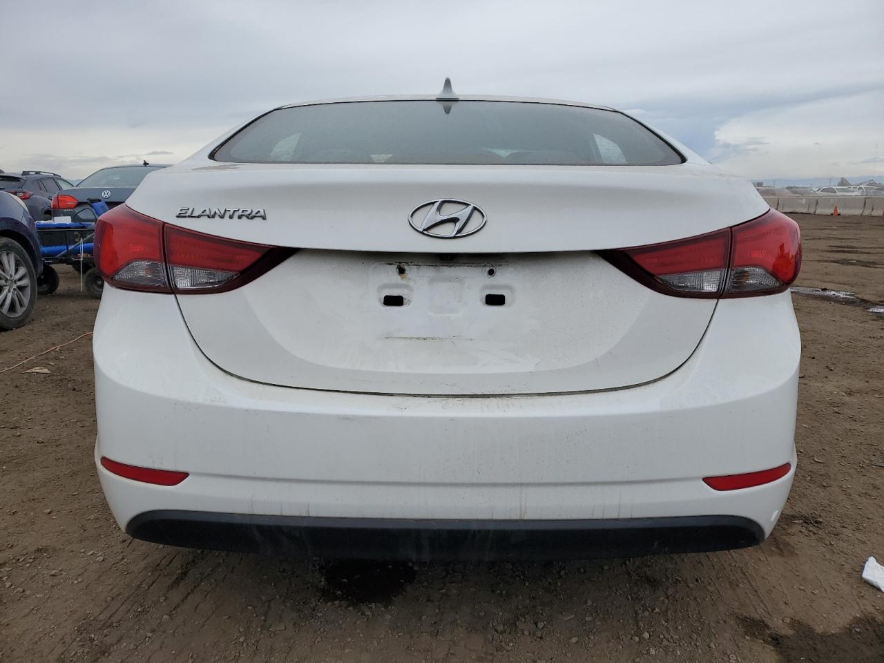 2014 Hyundai Elantra - Image 6
