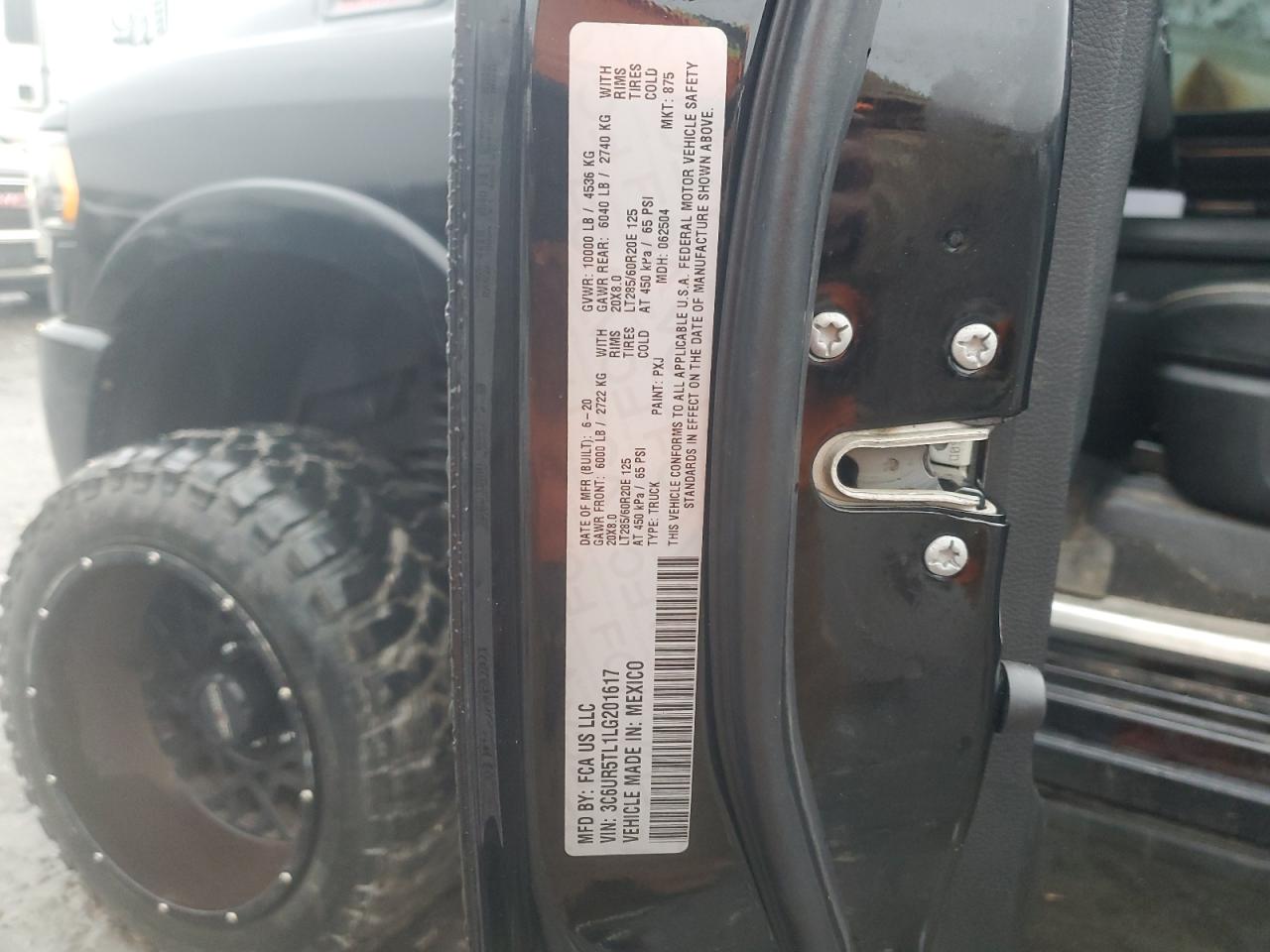 2020 RAM 2500 - Image 12