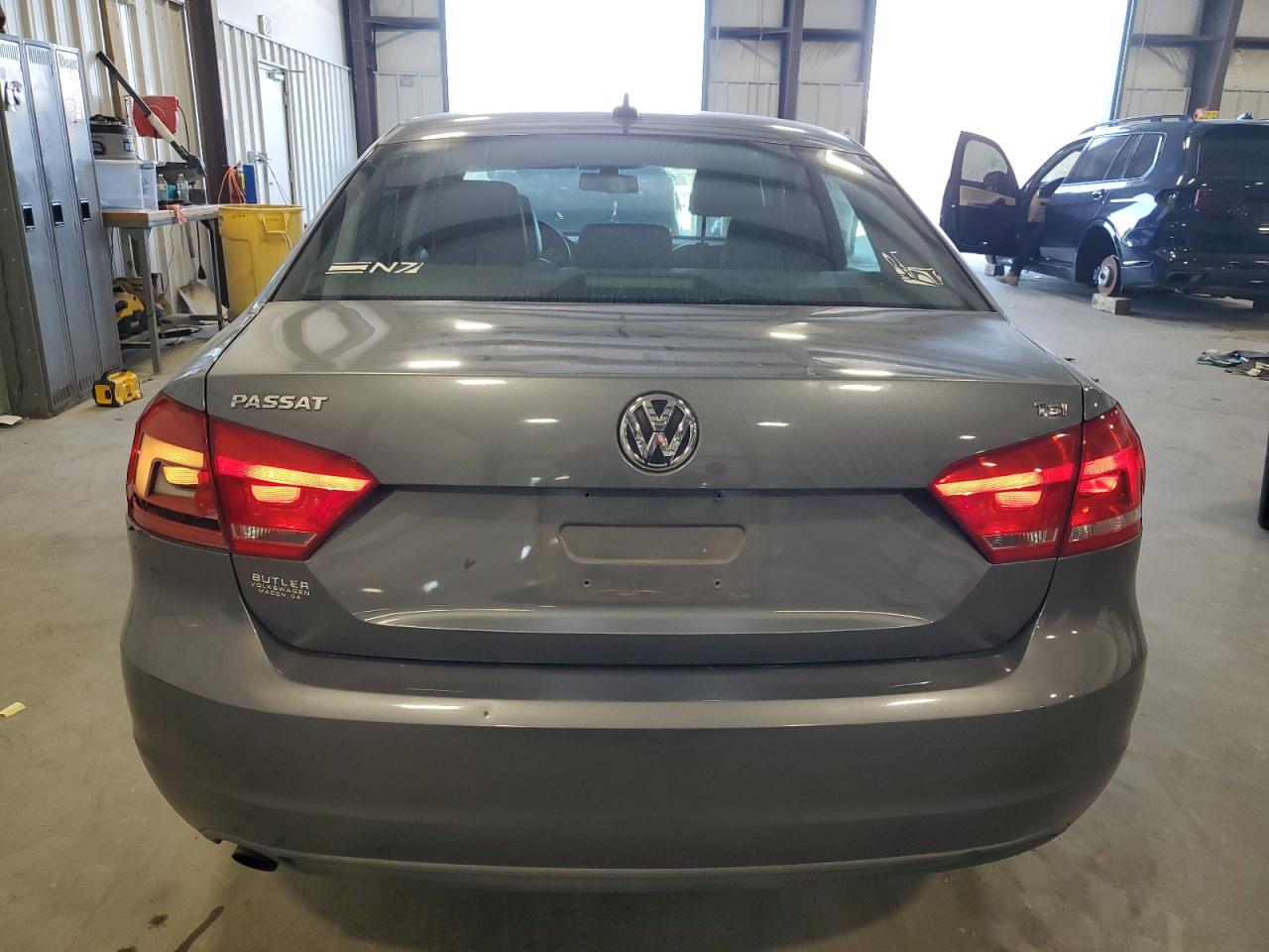2014 Volkswagen Passat - Image 6