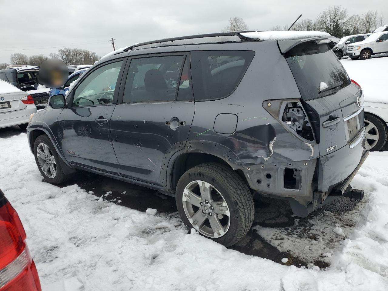 2009 Toyota RAV 4 - Image 2