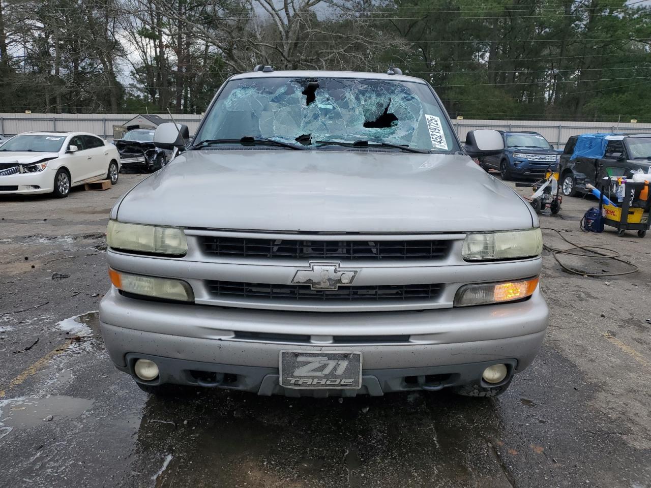 2004 Chevrolet Tahoe - Image 5