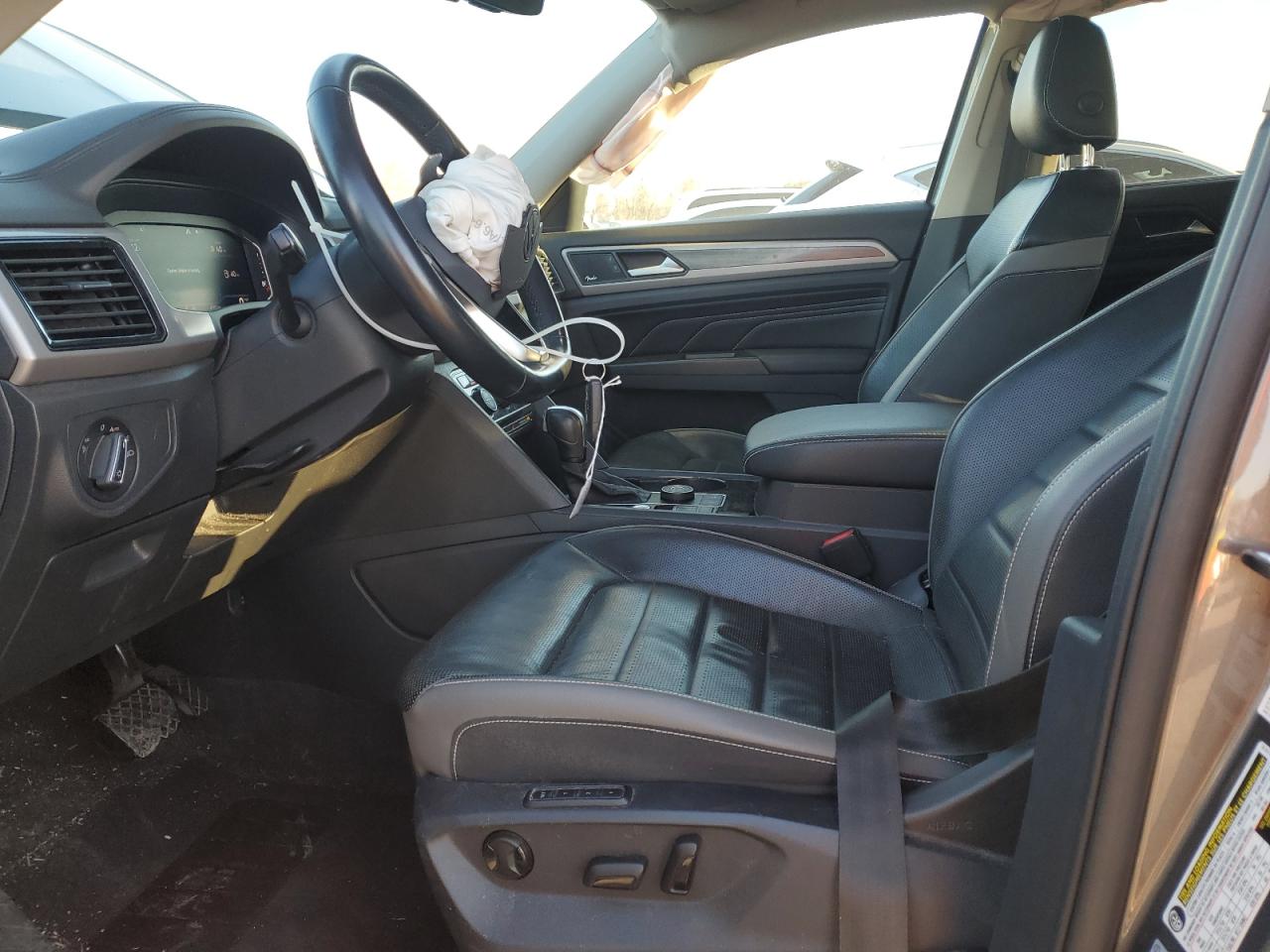2021 Volkswagen Atlas - Image 7