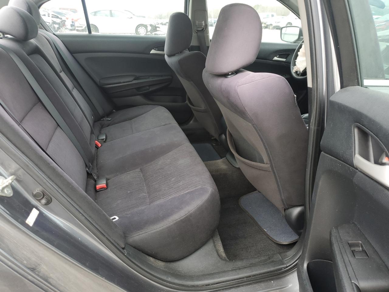 2012 Honda Accord - Image 11