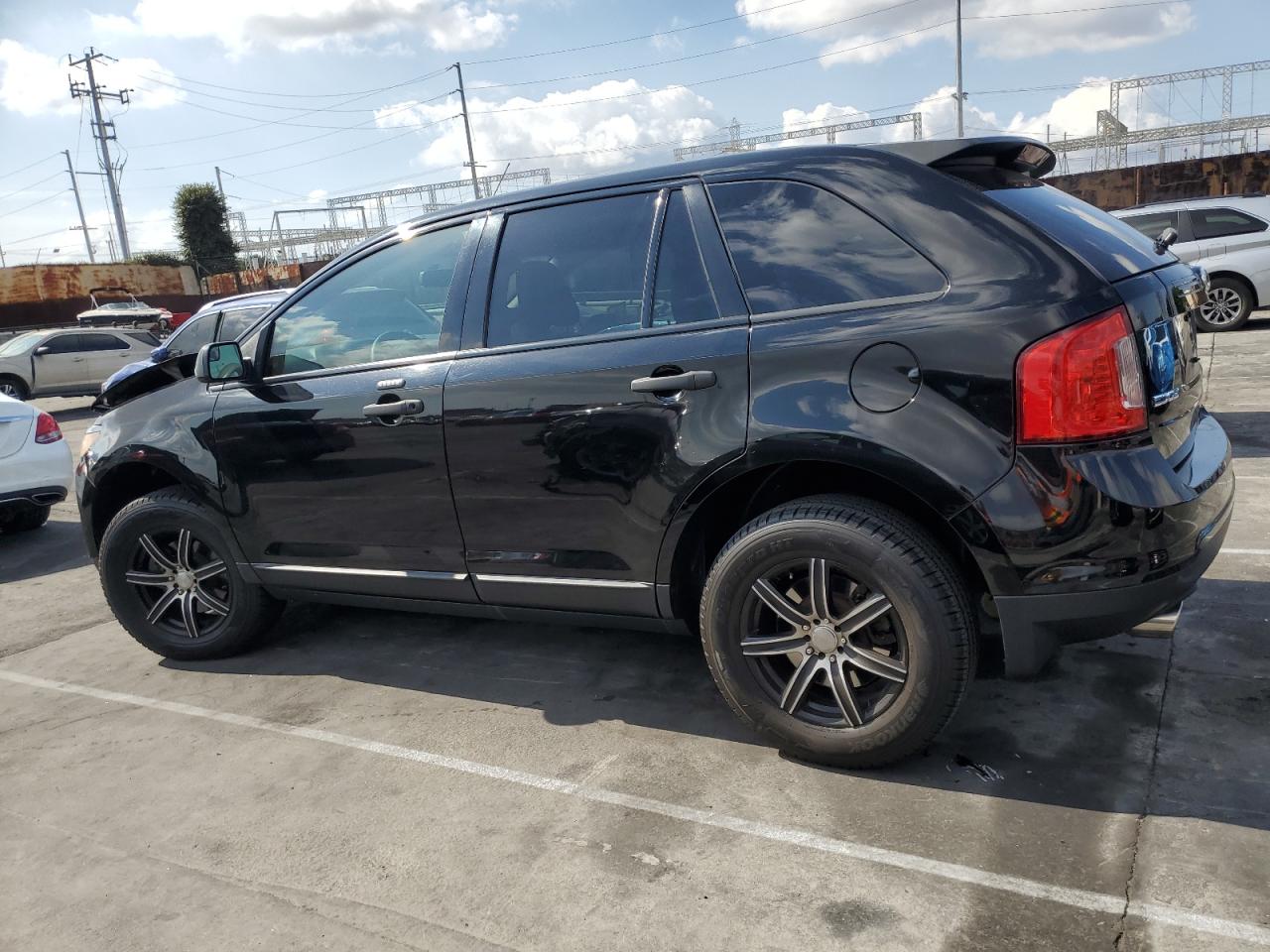 2011 Ford Edge - Image 2