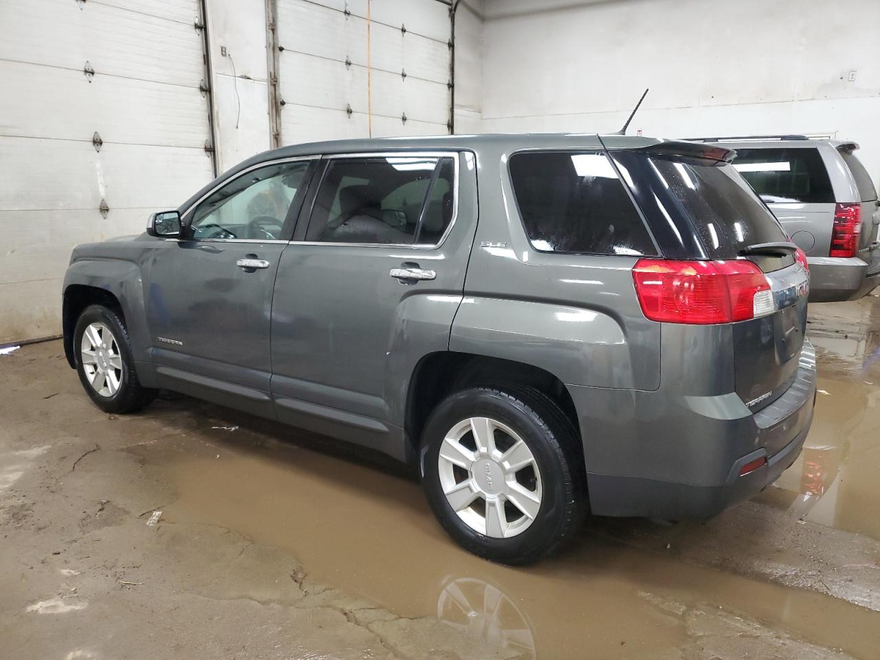 2013 GMC Terrain - Image 2
