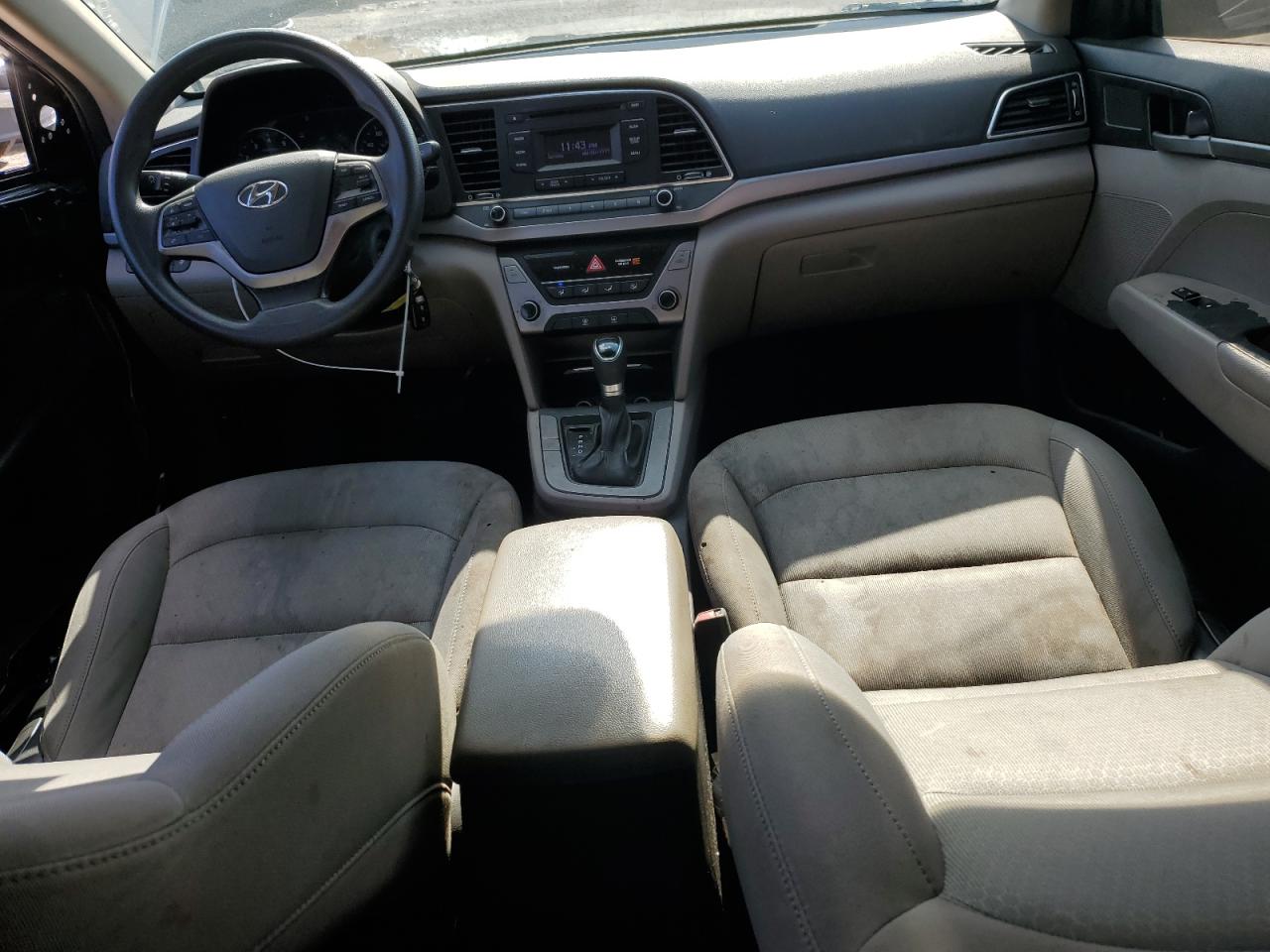 2018 Hyundai Elantra - Image 8