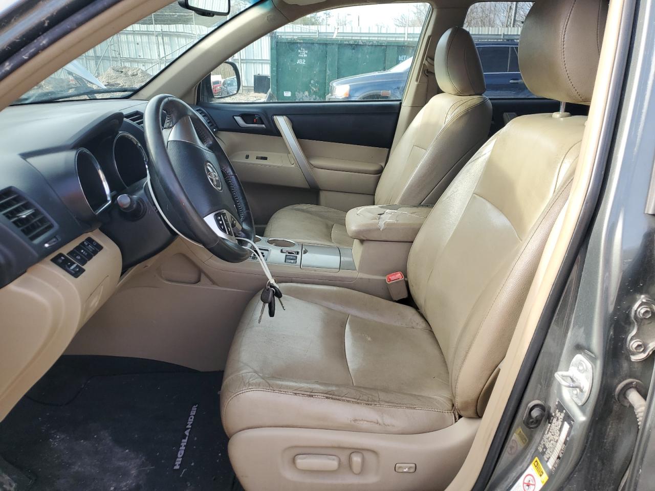 2013 Toyota Highlander - Image 7