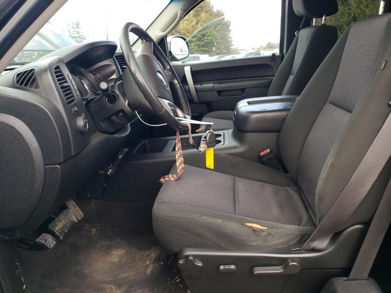2010 Chevrolet Silverado - Image 7
