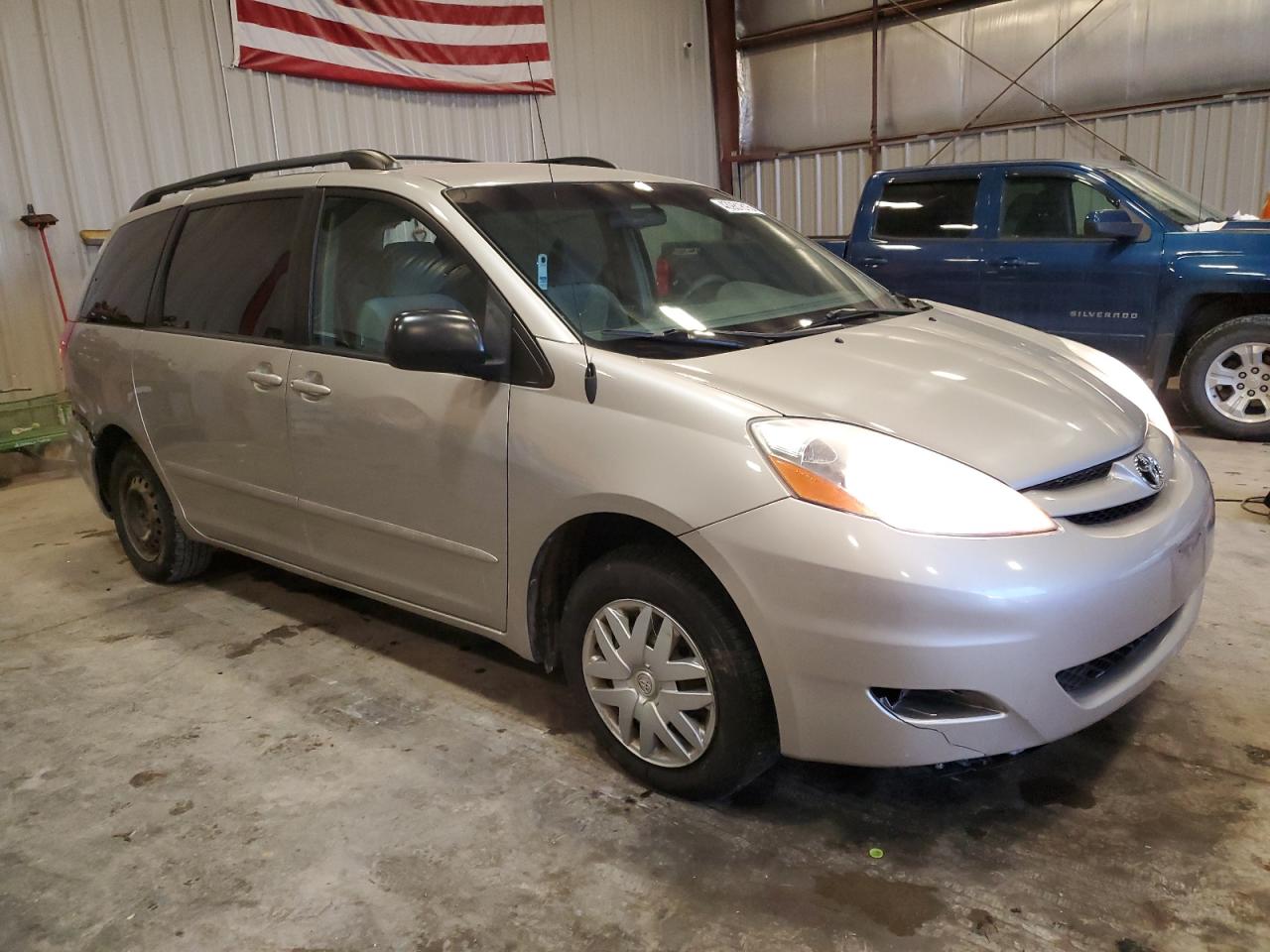 2007 Toyota Sienna - Image 4