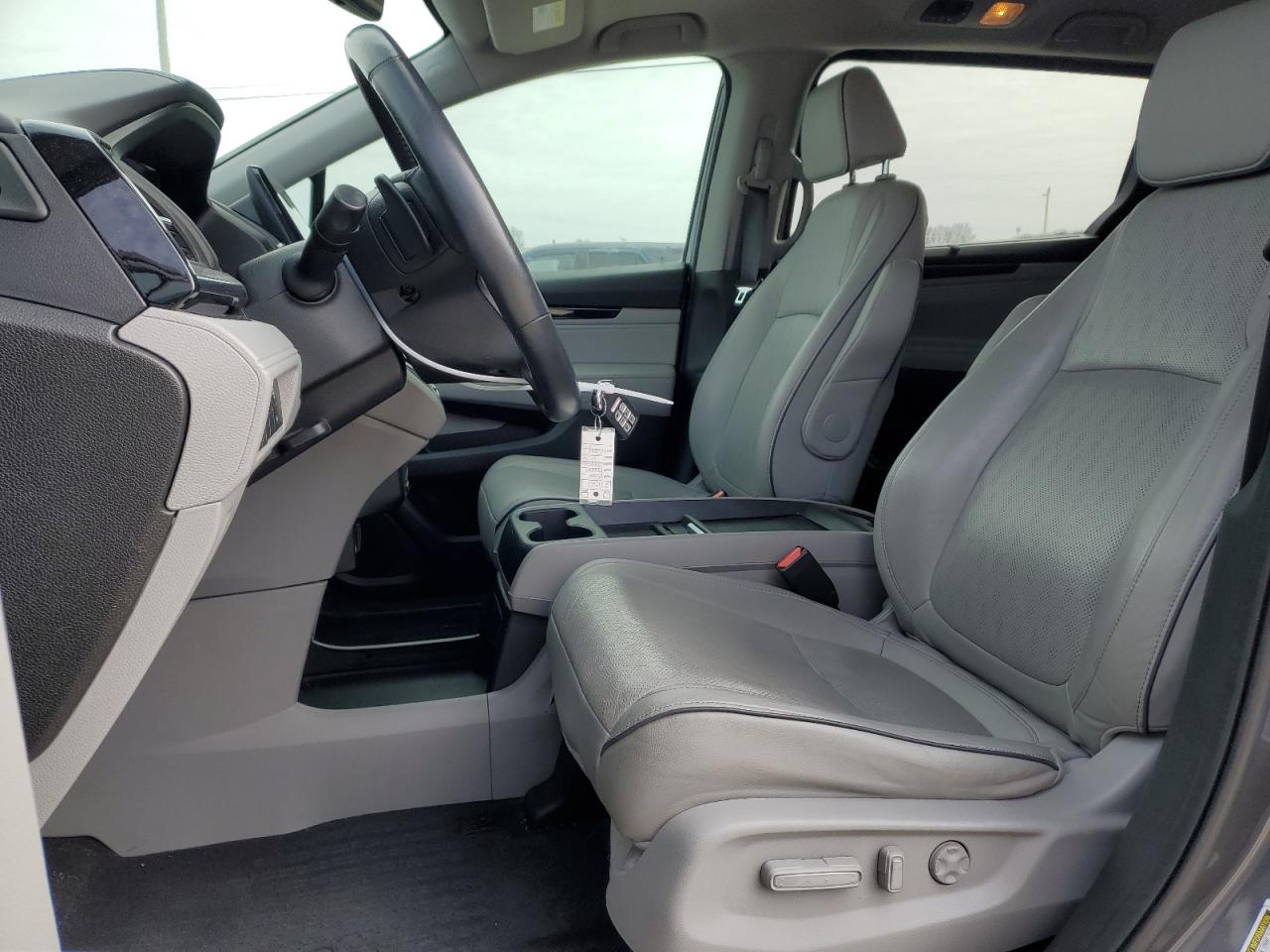 2022 Honda Odyssey - Image 7