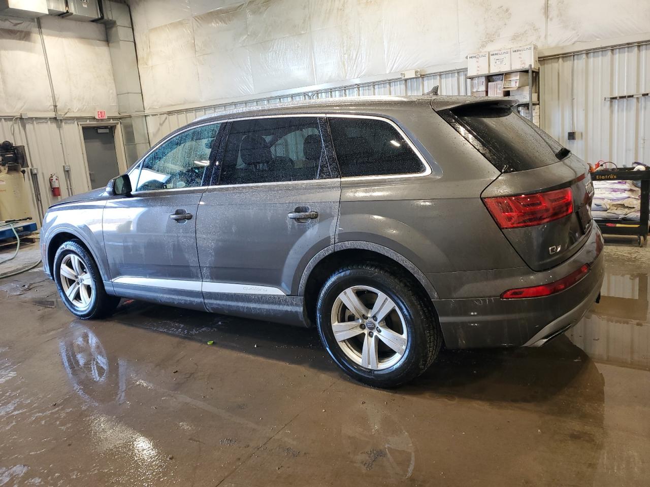 2019 Audi Q7 - Image 2
