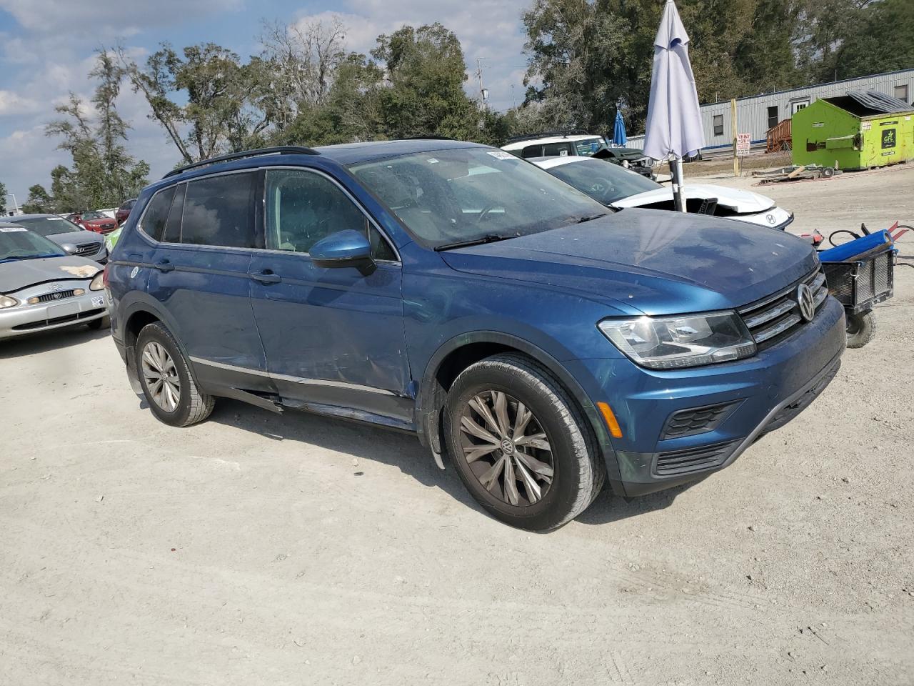 2018 Volkswagen Tiguan - Image 4