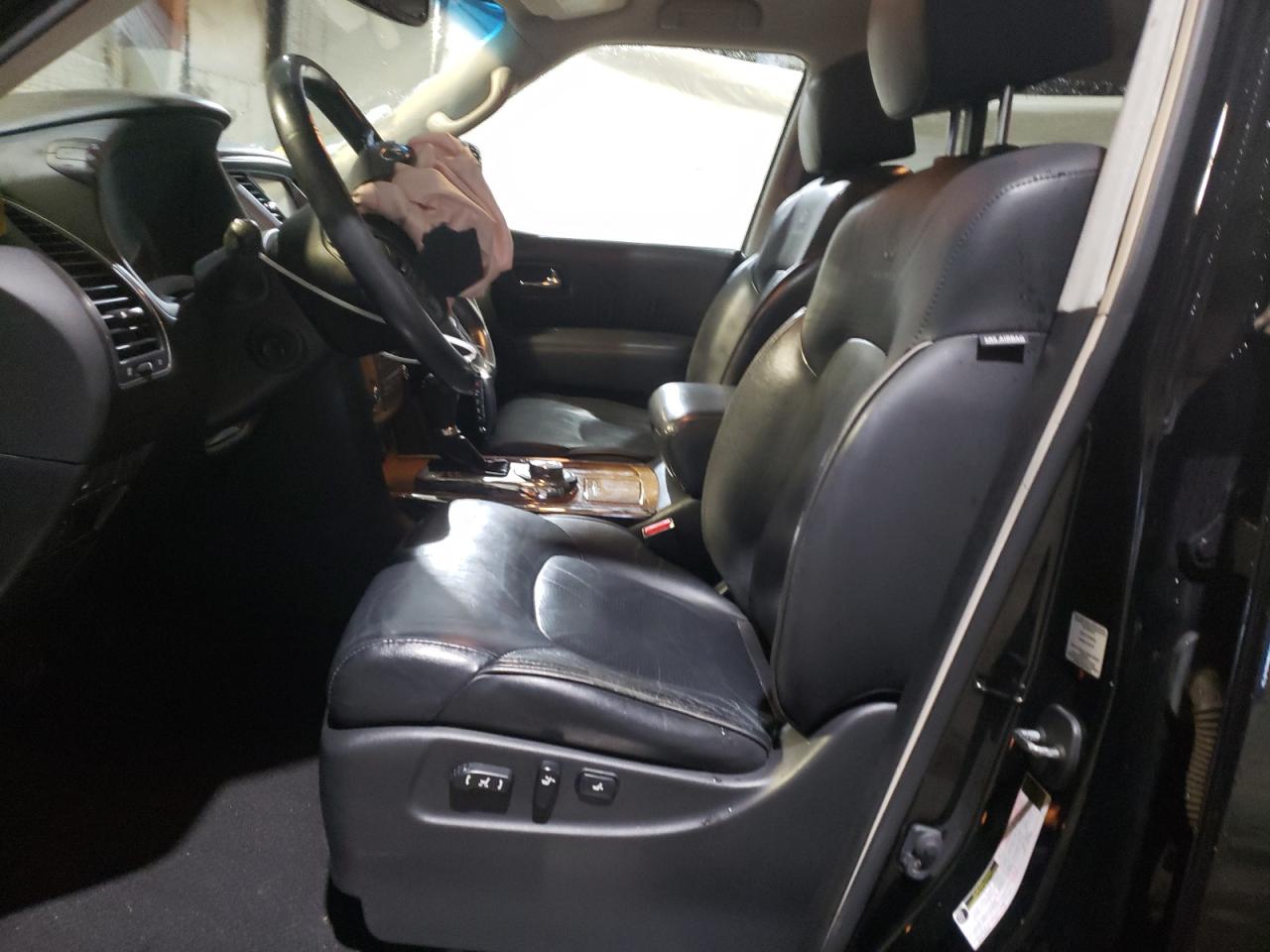 2014 Infiniti QX80 - Image 7
