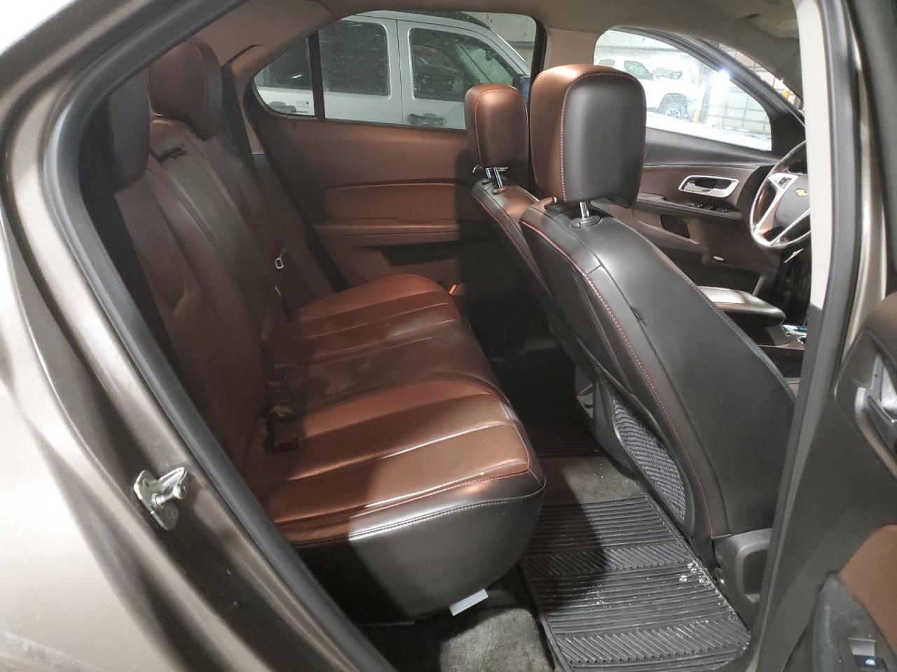 2011 Chevrolet Equinox - Image 11