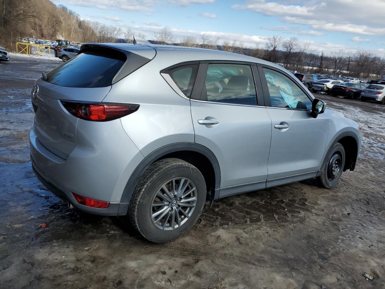 2018 Mazda CX-5 - Image 3