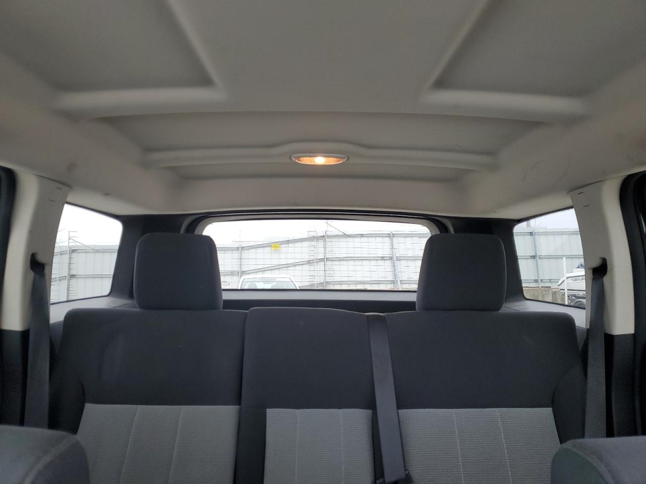 2007 Dodge Nitro - Image 10