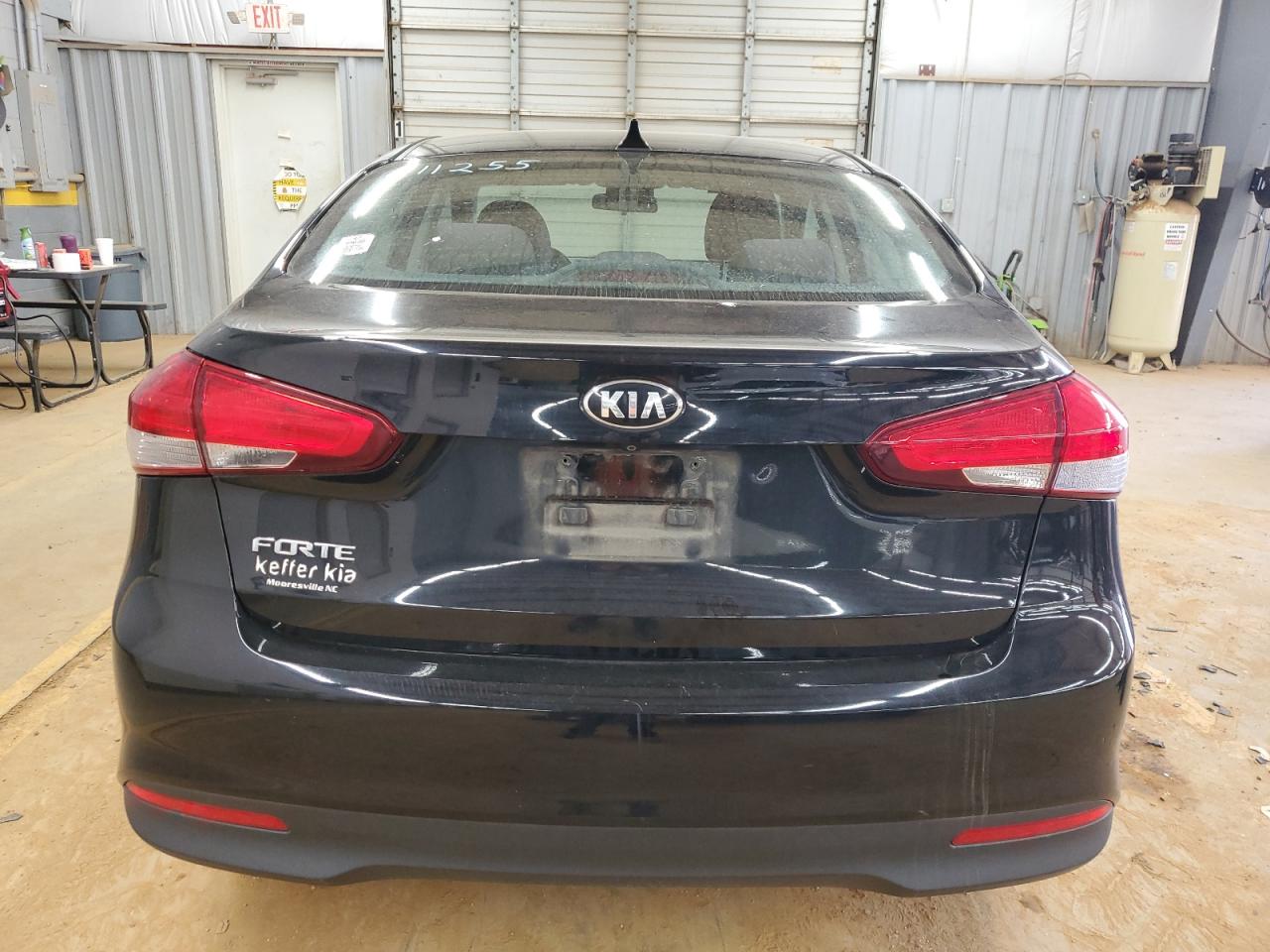 2017 Kia Forte - Image 6
