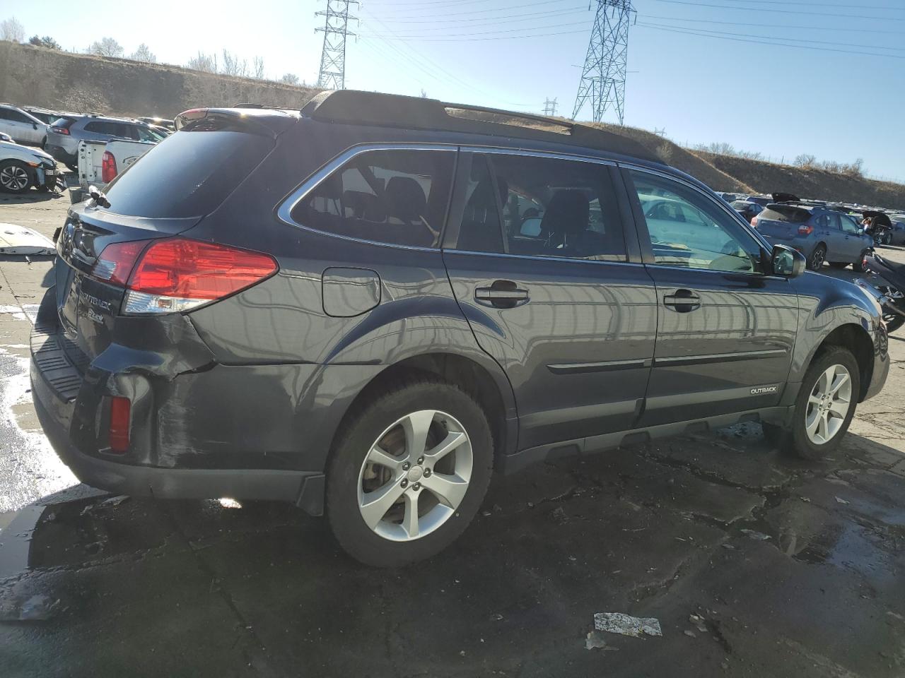 2013 Subaru Outback - Image 3