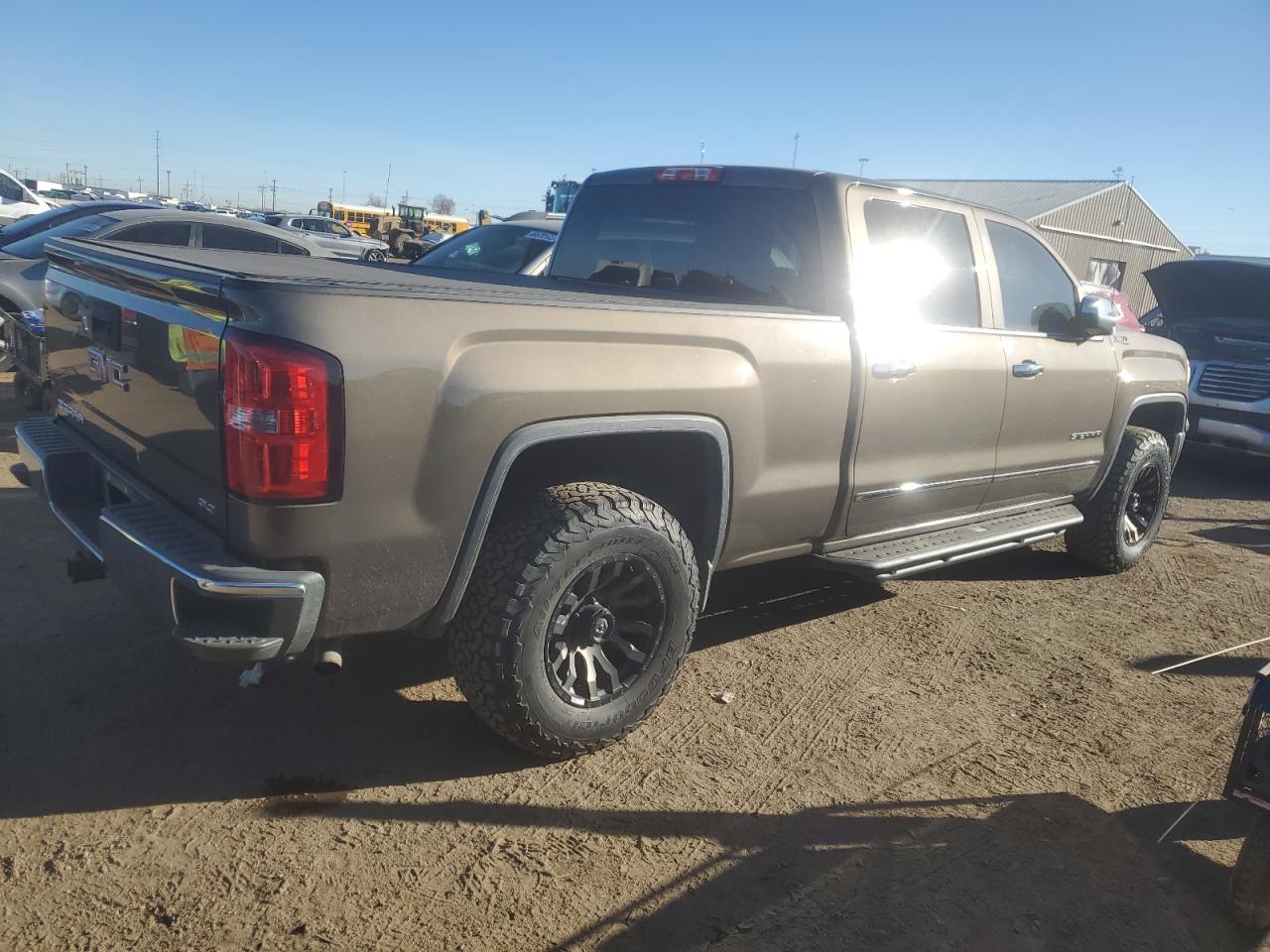 2014 GMC Sierra - Image 3