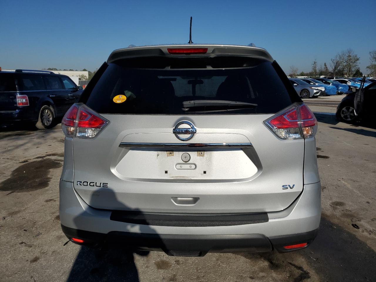 2016 Nissan Rogue - Image 6