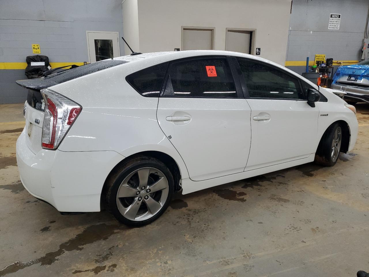 2013 Toyota Prius - Image 3