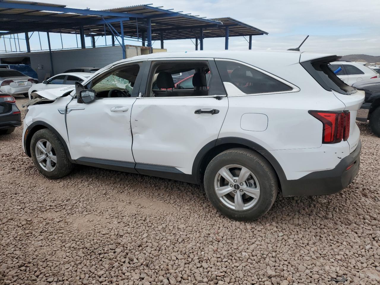 2023 Kia Sorento - Image 2