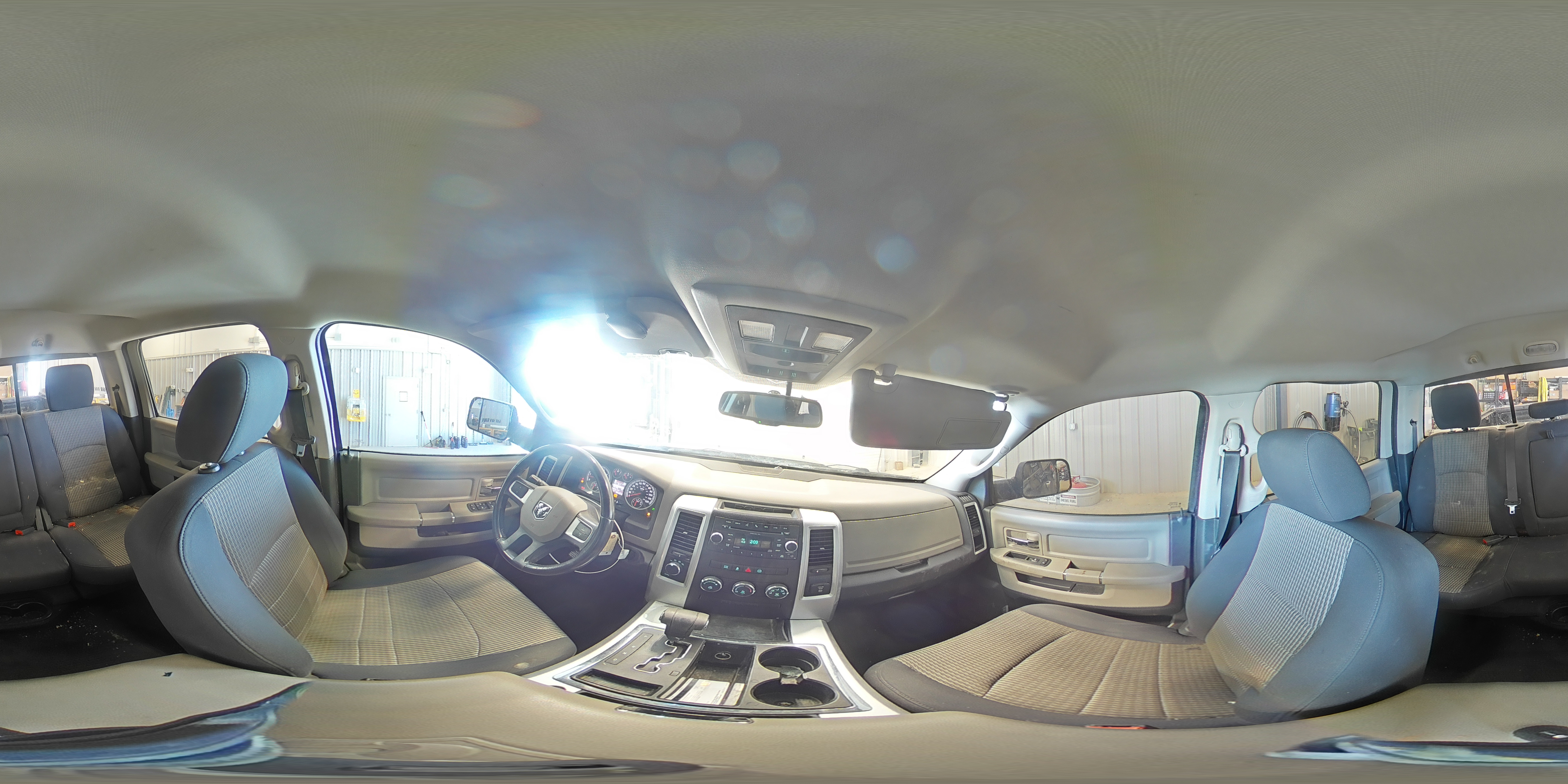 2011 Dodge RAM - Image 12