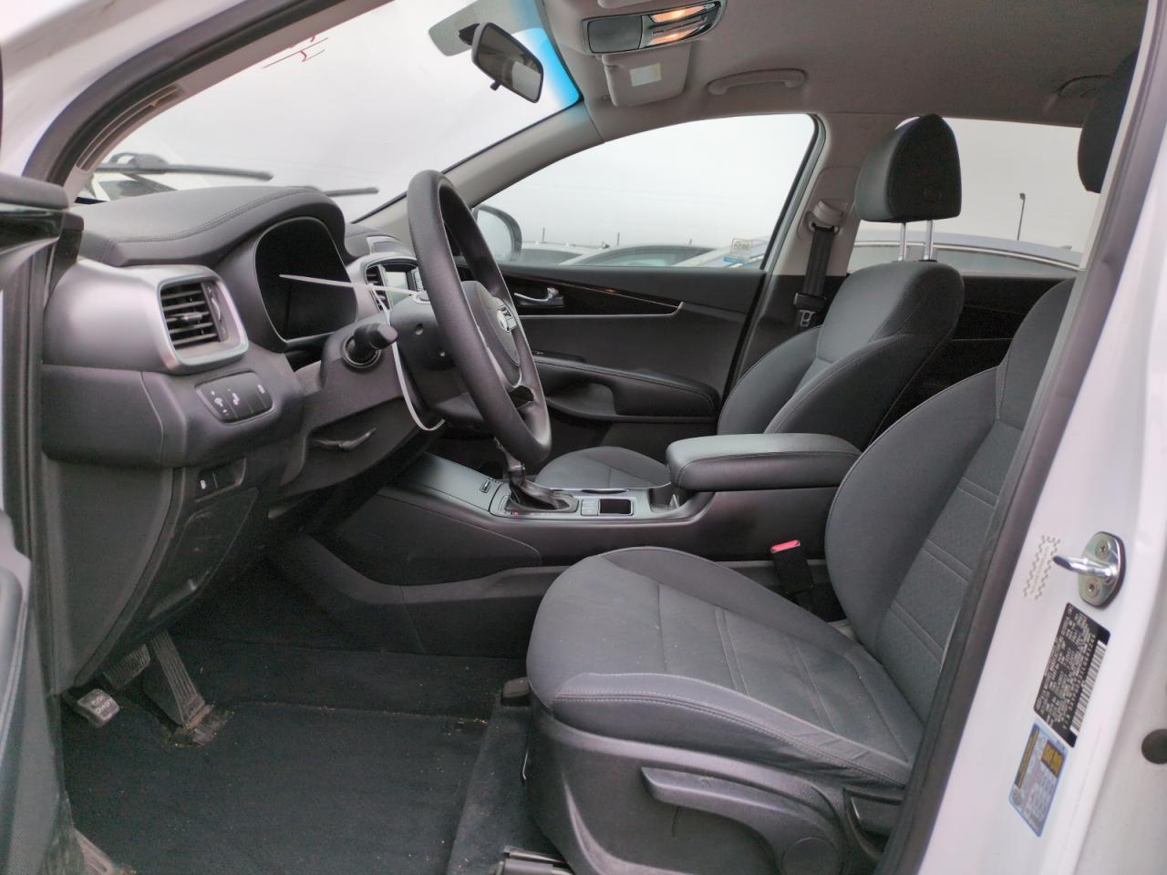 2020 Kia Sorento - Image 7