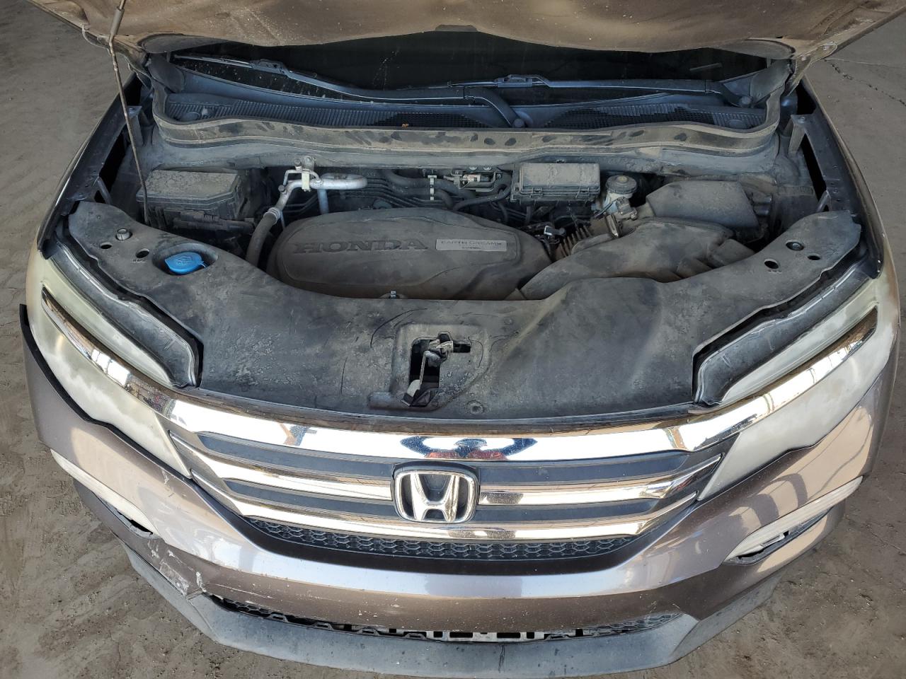 2016 Honda Pilot - Image 12