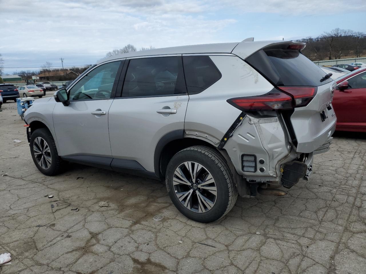 2021 Nissan Rogue - Image 2