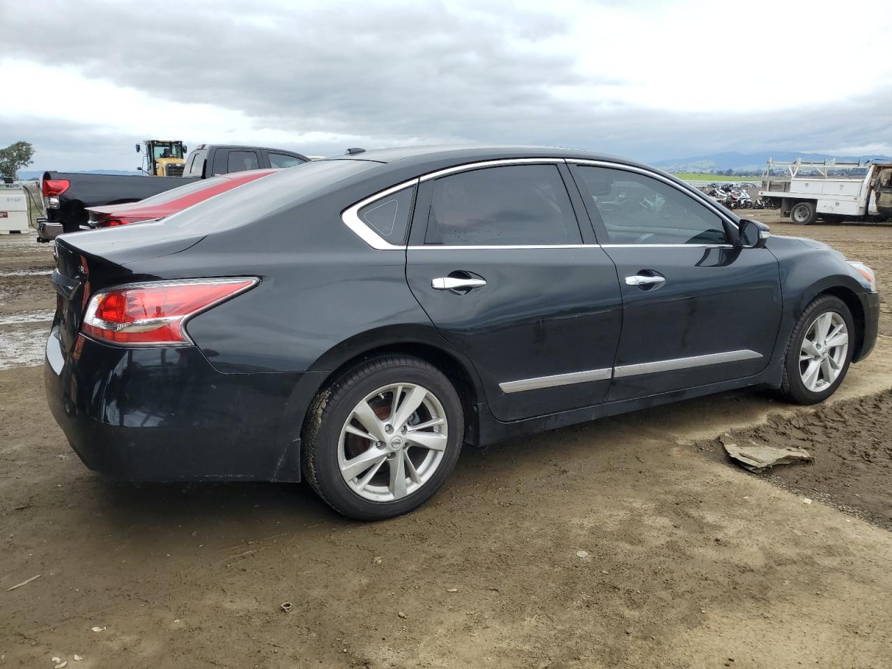 2015 Nissan Altima - Image 3