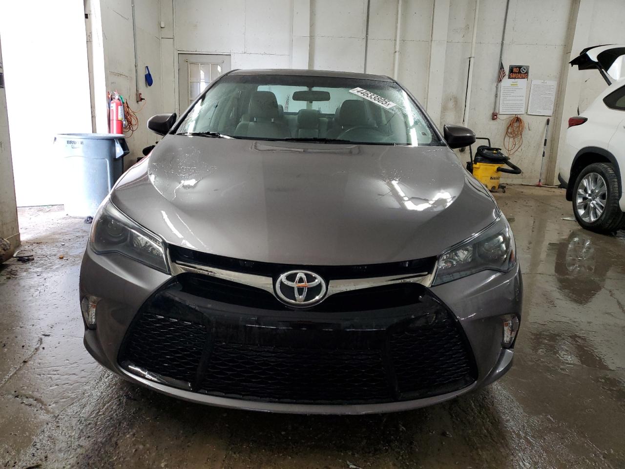 2015 Toyota Camry - Image 5