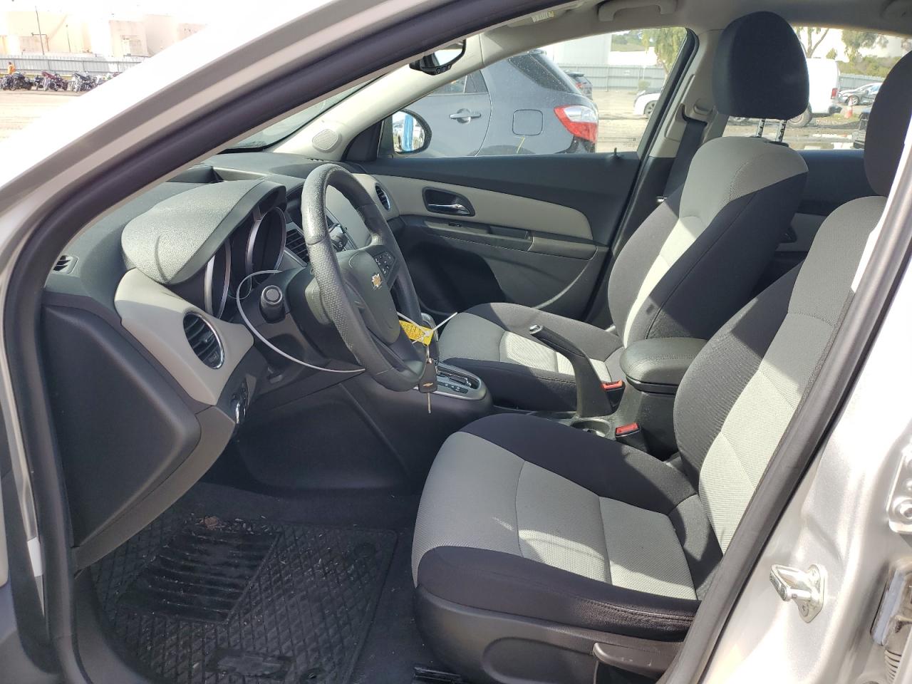 2013 Chevrolet Cruze - Image 7