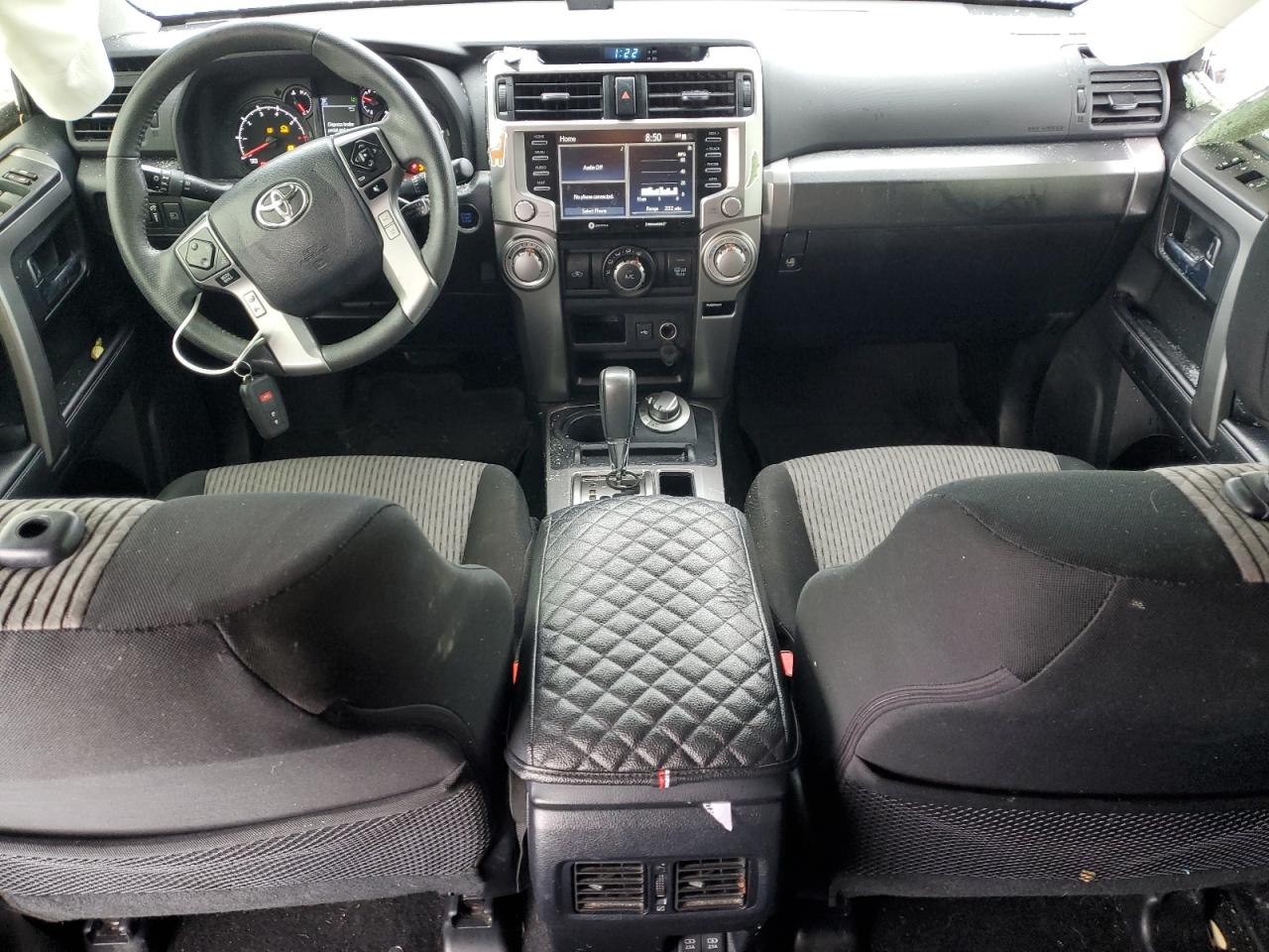 2022 Toyota 4Runner - Image 8