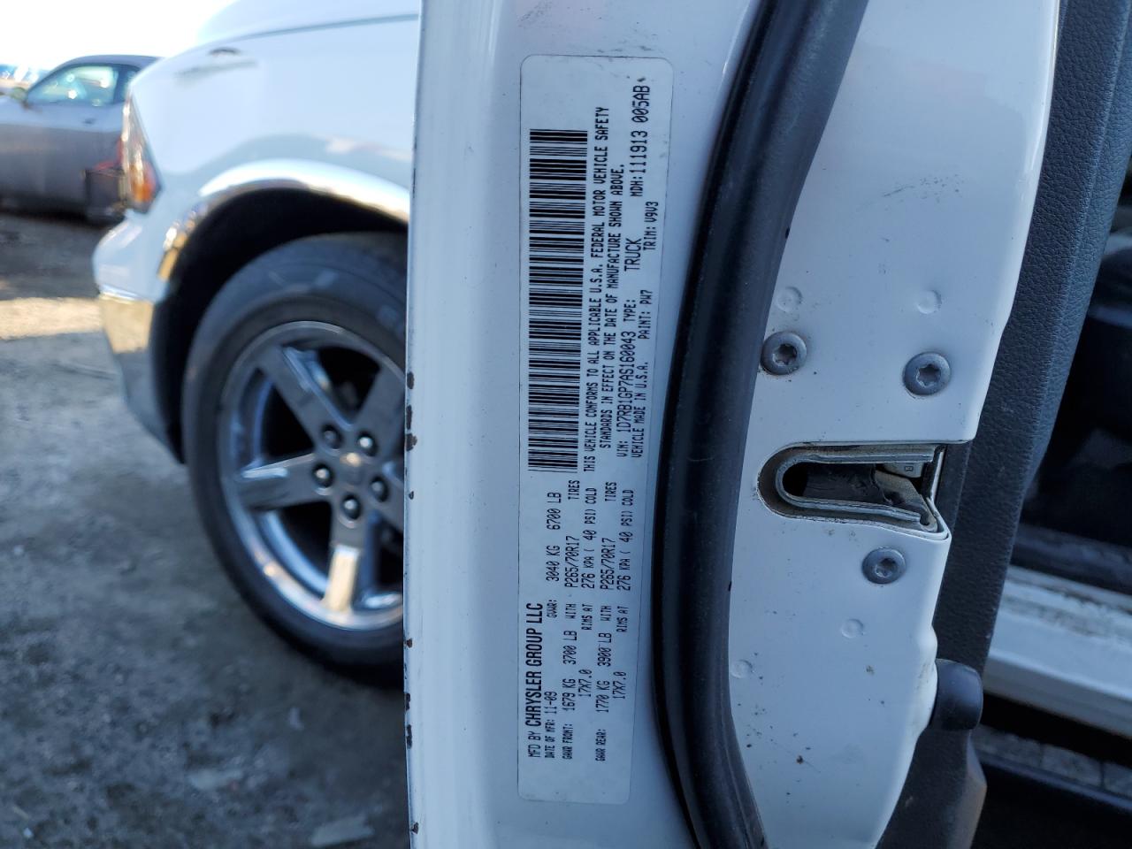 2010 Dodge RAM - Image 12