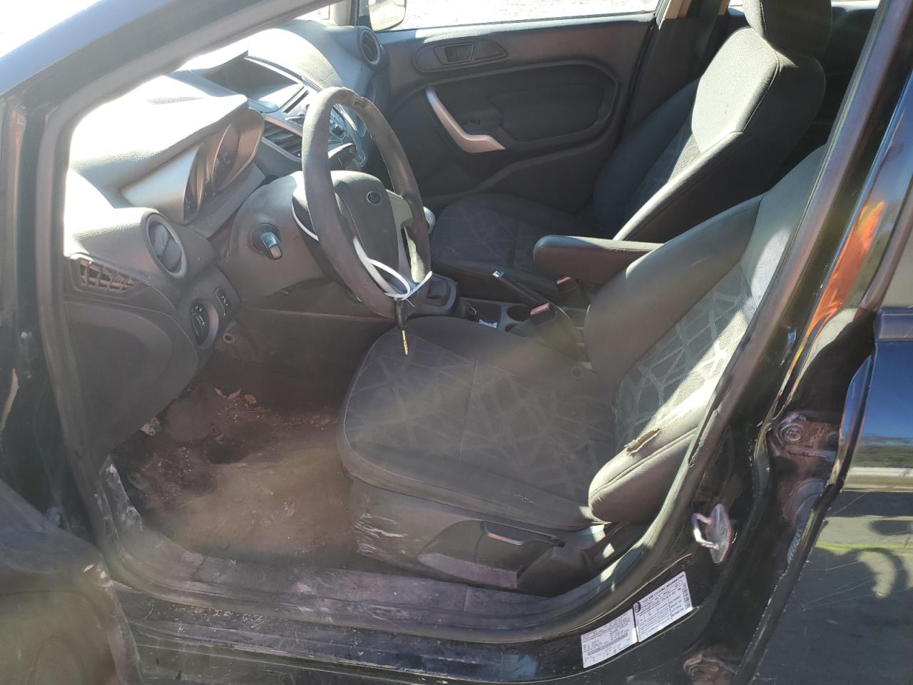 2012 Ford Fiesta - Image 7